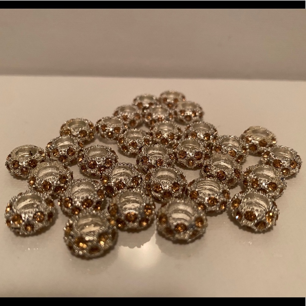 Spacer beads